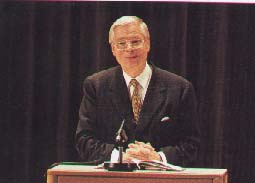 Fischer-Dieskau bei einer Lesung